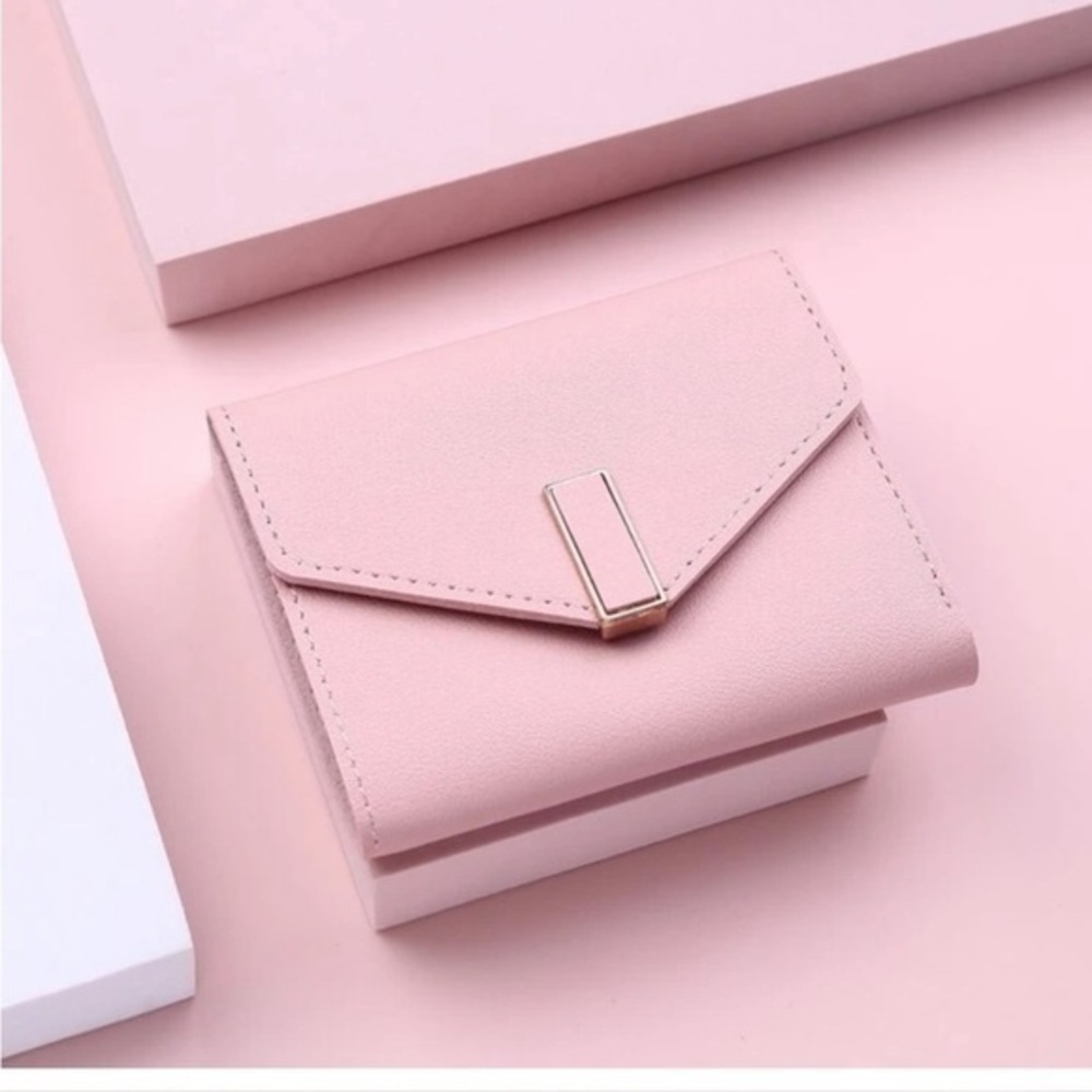 NWT Moda Clothing trifold wallet in pink with gold hardware